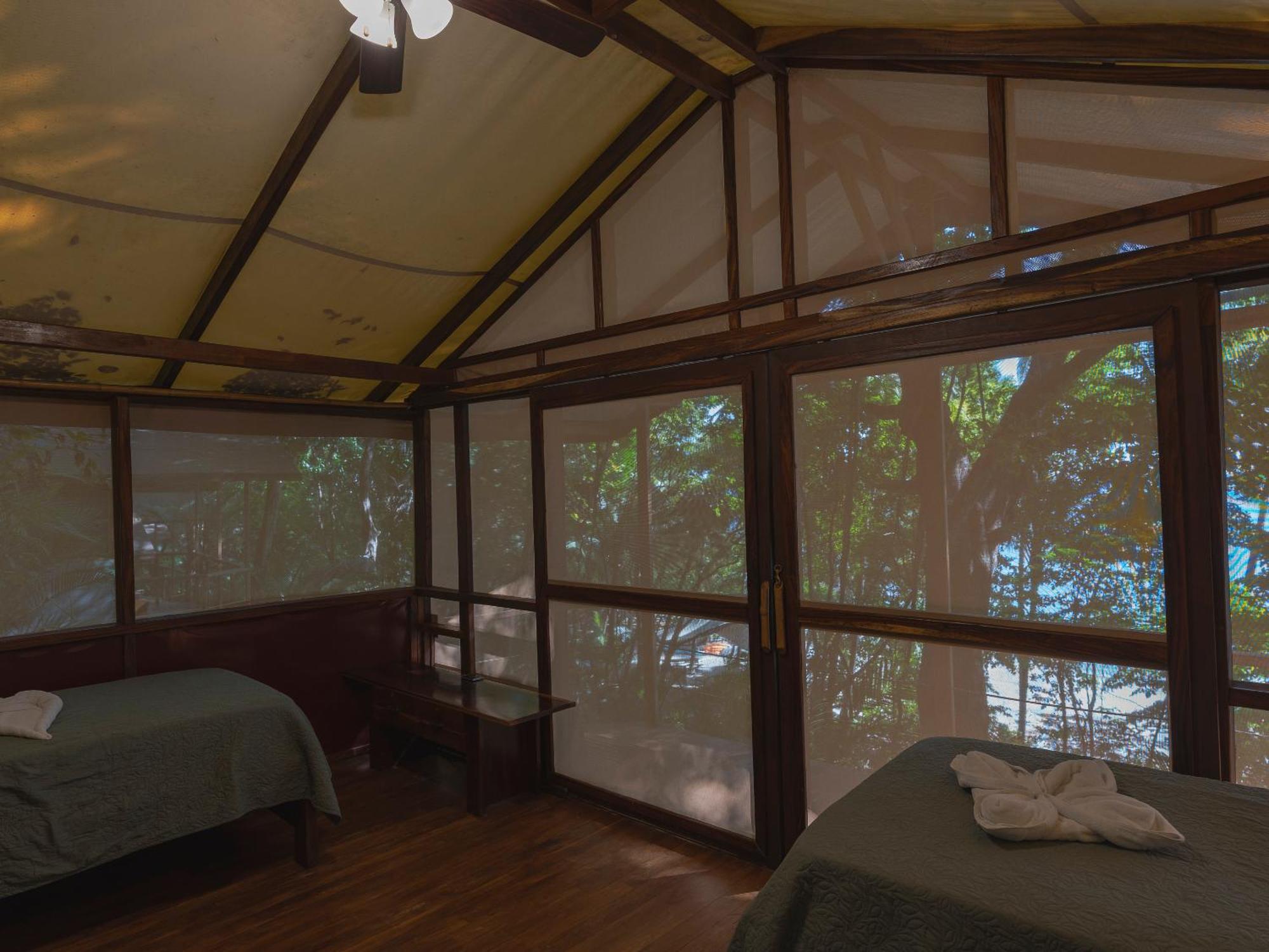 Los Vivos Beachfront Experience Pochote Room photo